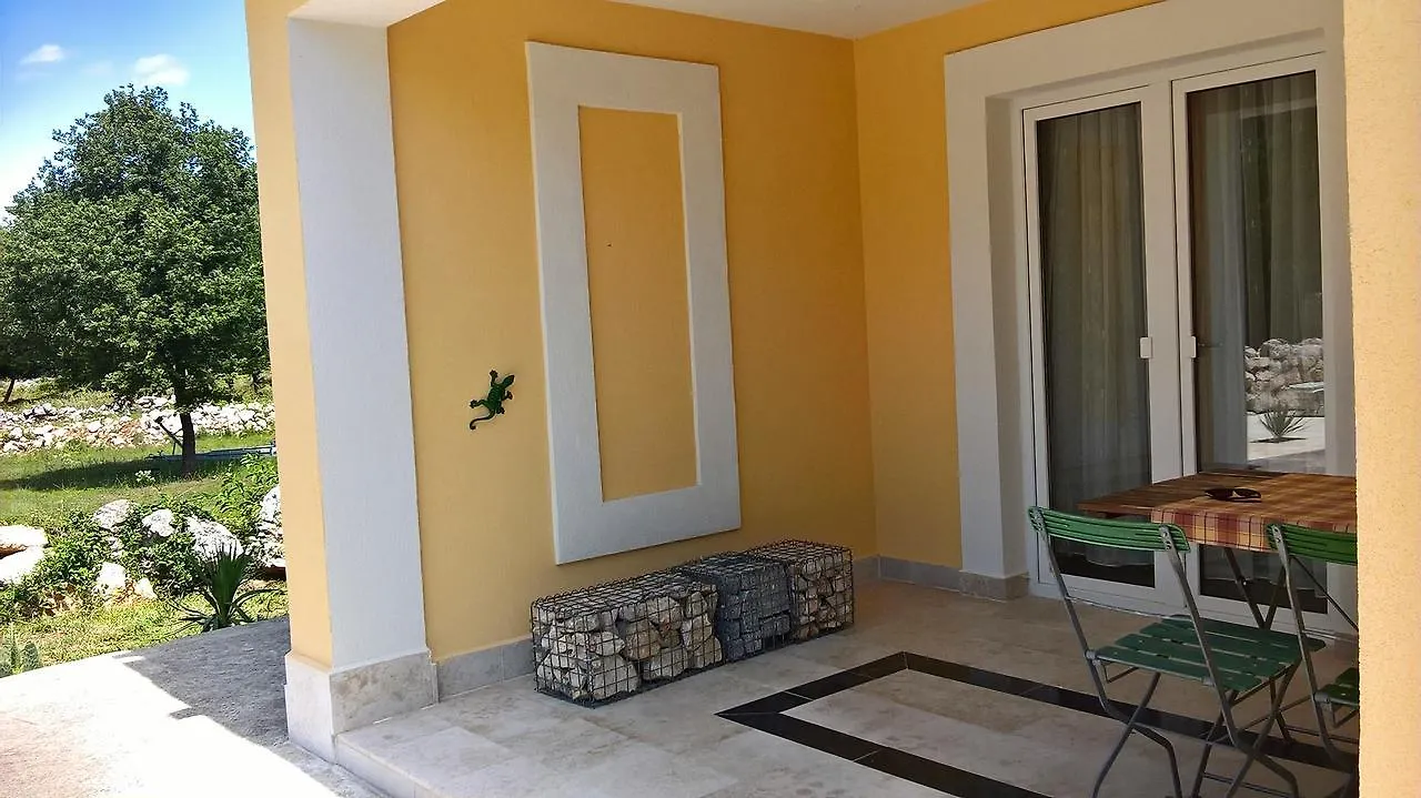 Apartments Mermaid Malinska Croatia