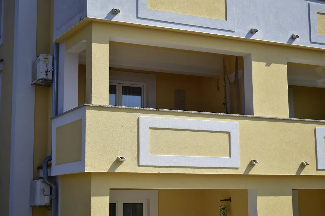 Apartments Mermaid Malinska