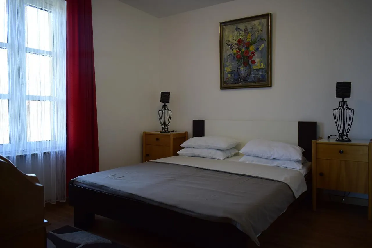 Apartments Mermaid Malinska