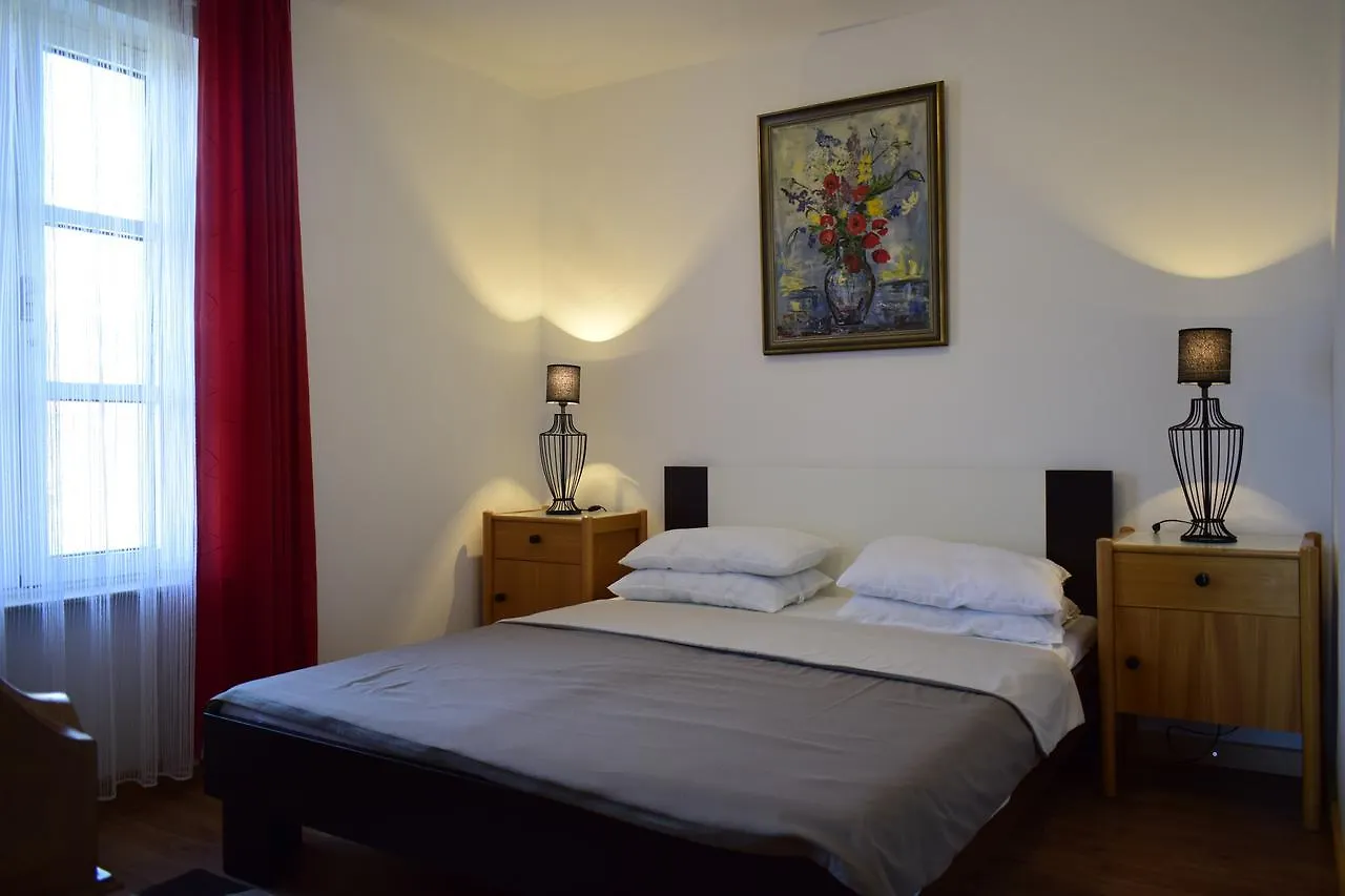 Apartments Mermaid Malinska